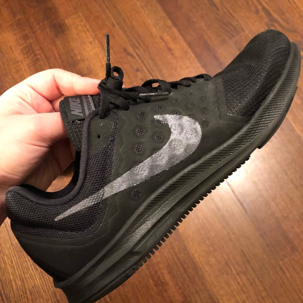 All black nikes